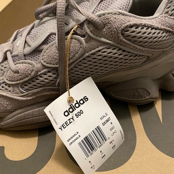 Yeezy Boost 500 Ashgrey Brand New In Box - Picture 3 of 4